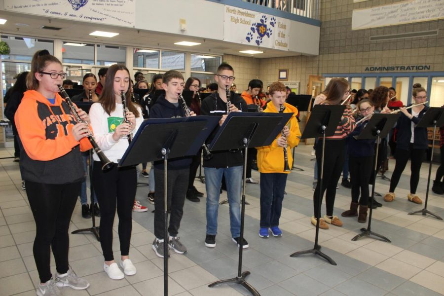 Music Abound Before Holiday Recess