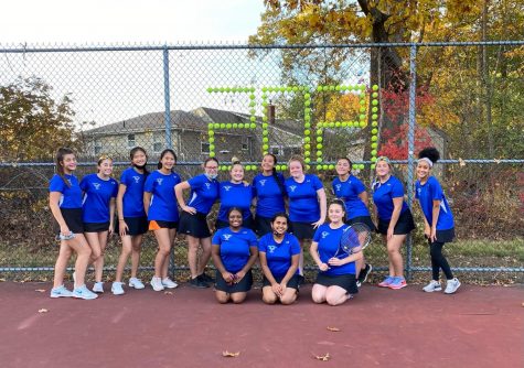 Group picture of girls' tennis team