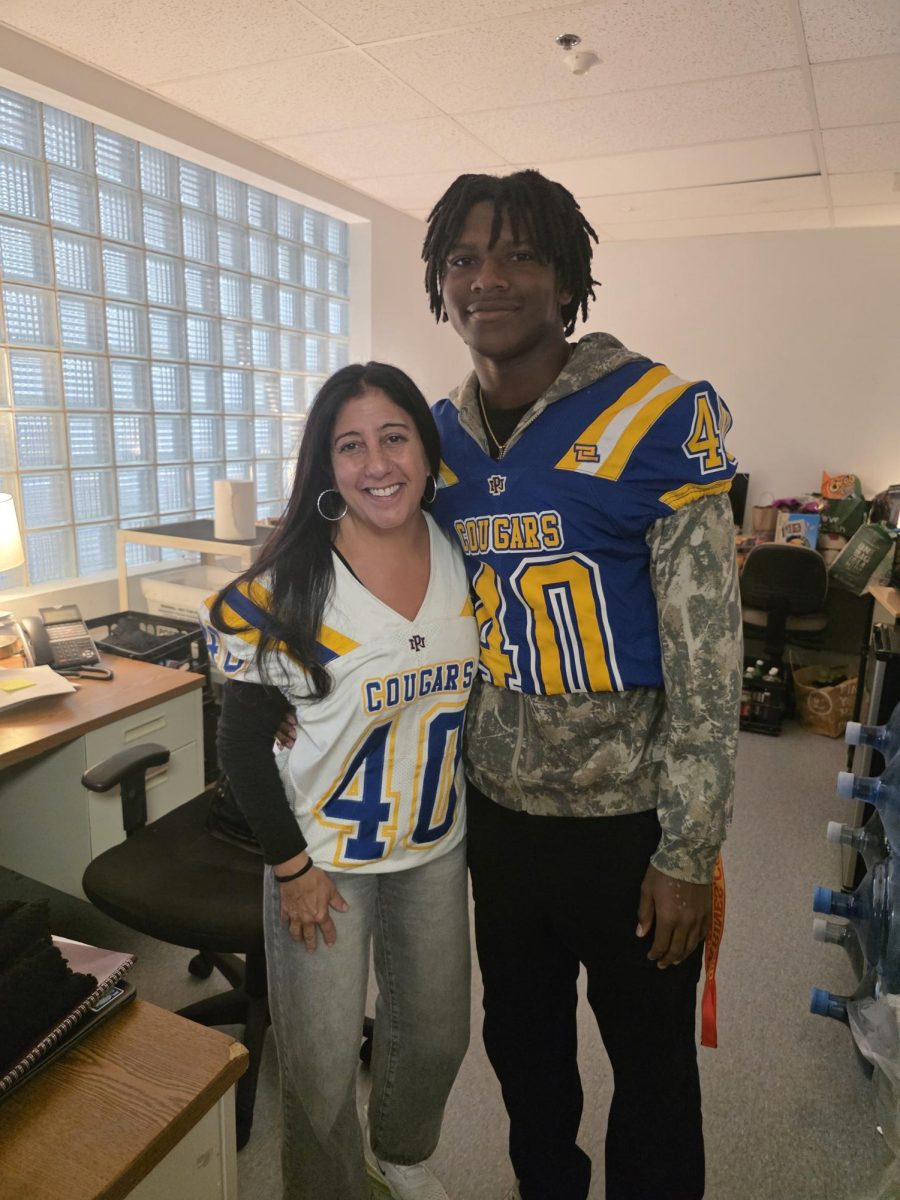 Cougar Football Players Honor Teachers